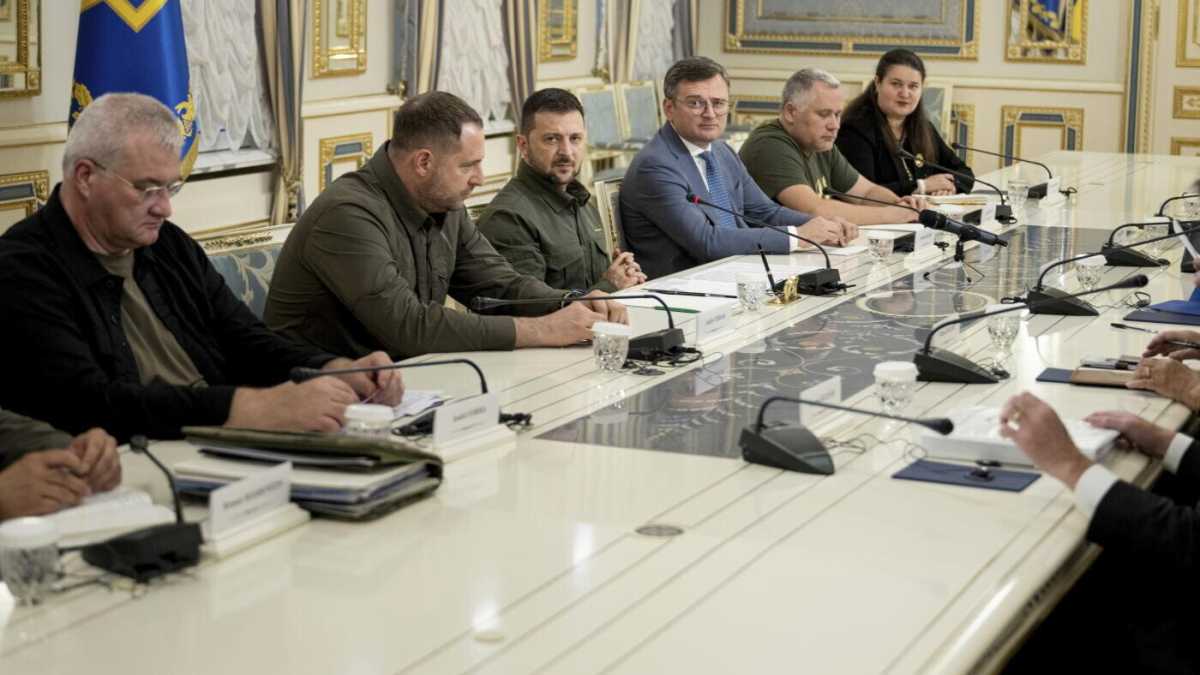 Immagine di Le dimissioni a Kyiv, un nuovo governo per una nuova fase