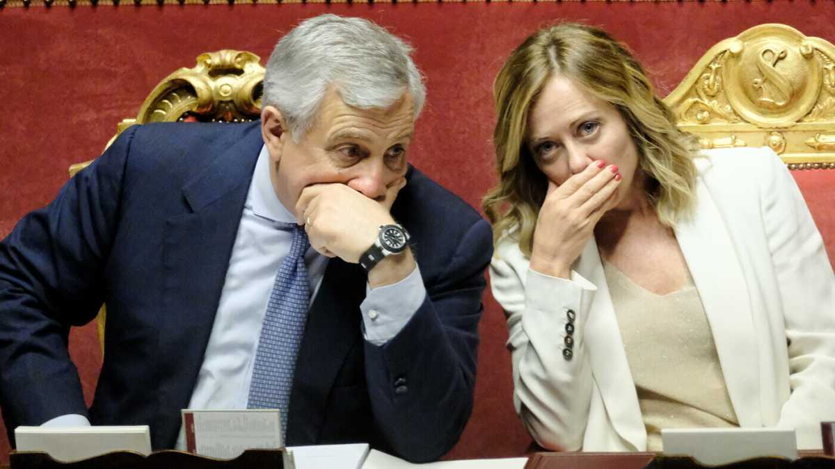 Immagine di Meloni convoca Tajani. Al centro dell'incontro, Zelensky a Cernobbio e il caso Sangiuliano