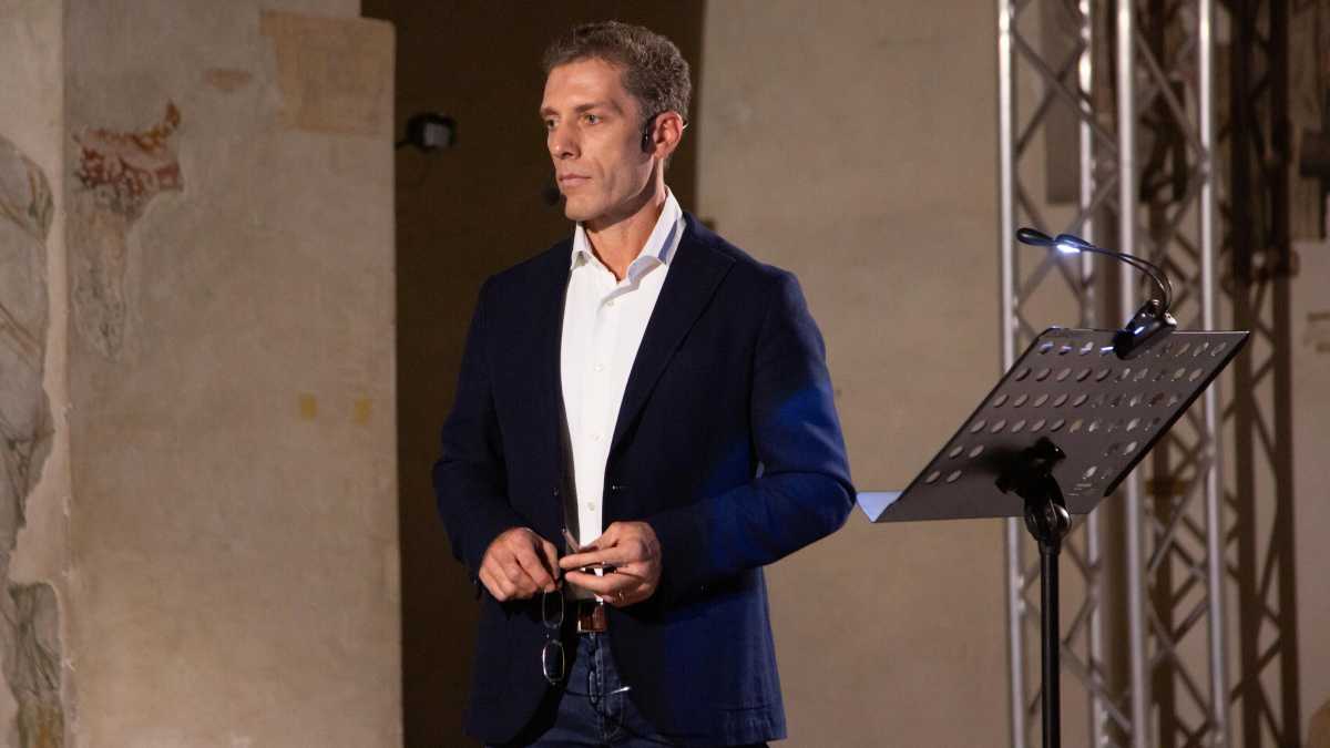 Immagine di Andrea Maggi, il prof della tv: “La cura Socrate per i ragazzi”