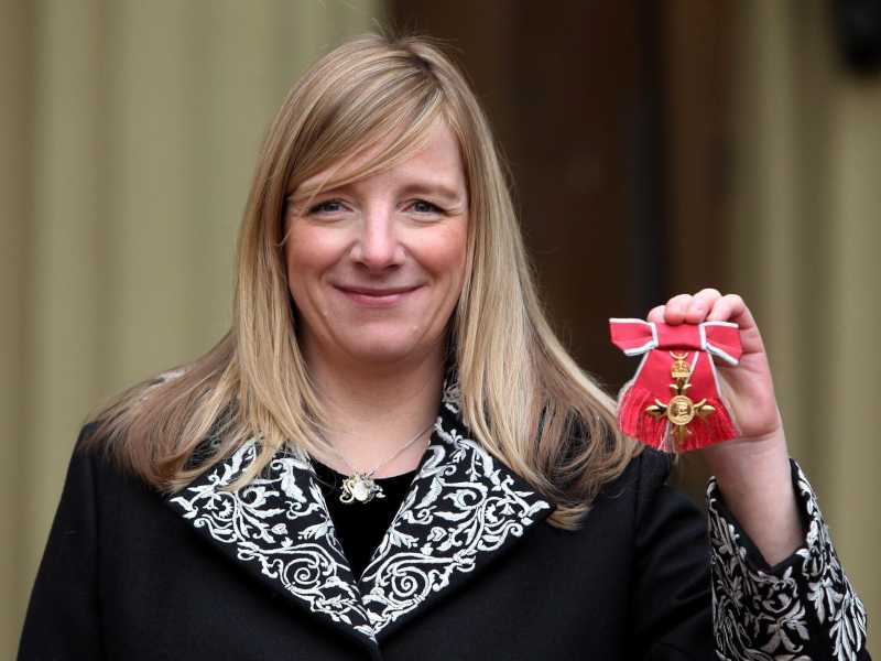 Sarah Burton (foto Epa, via Ansa)
