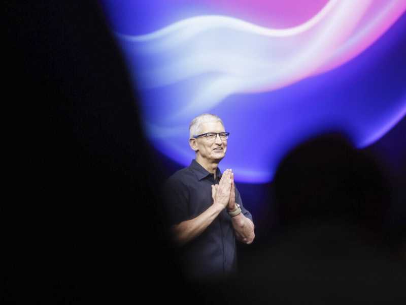  Il Ceo di Apple Tim Cook - foto Ansa