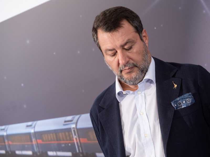 Salvini si blinda. Nomina Durigon e Stefani suoi vice, ma esplode il "cerchietto" della Lega