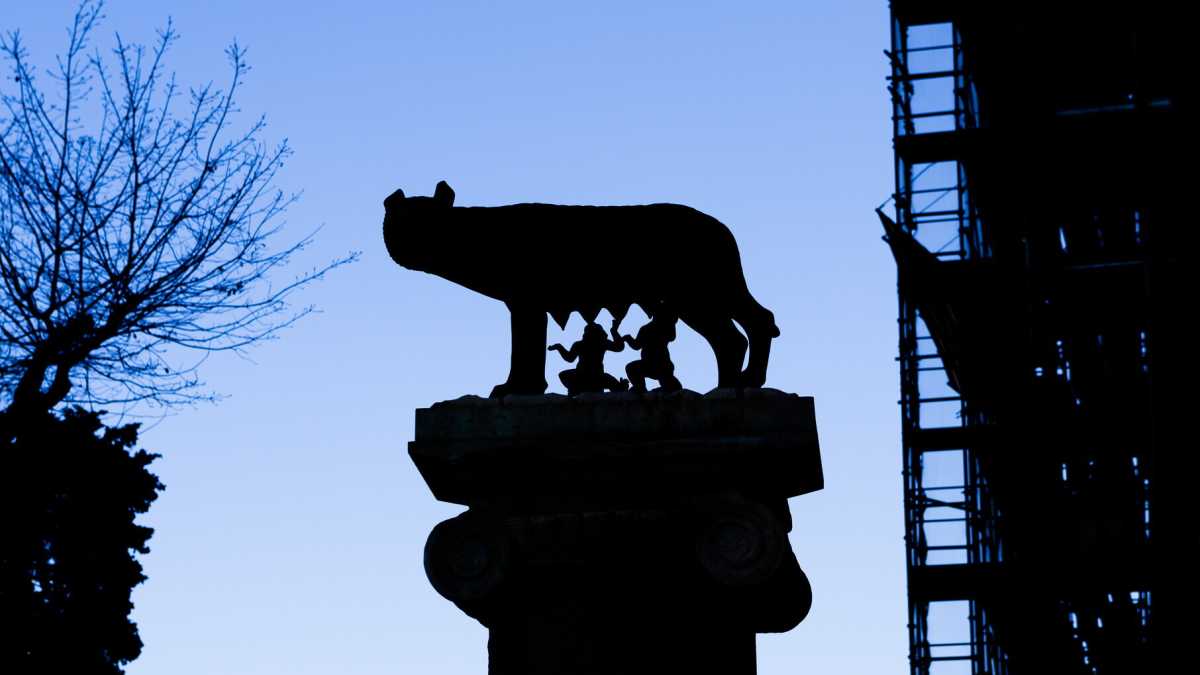 Immagine di Alfredo Cattabiani e i simbolismi di Roma, verso il Giubileo