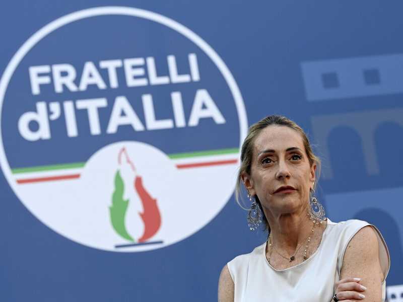 La riunione di Arianna Meloni per aprire la nuova stagione dei congressi