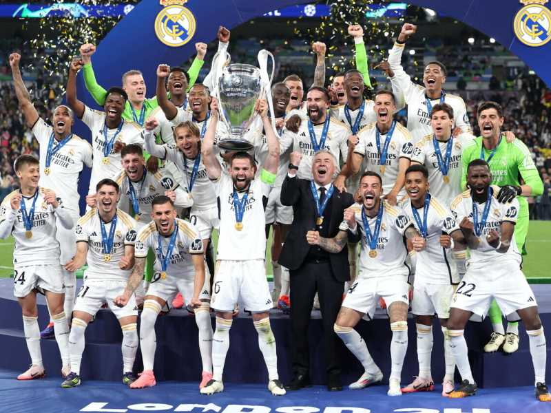 O la Champions o la bella vita