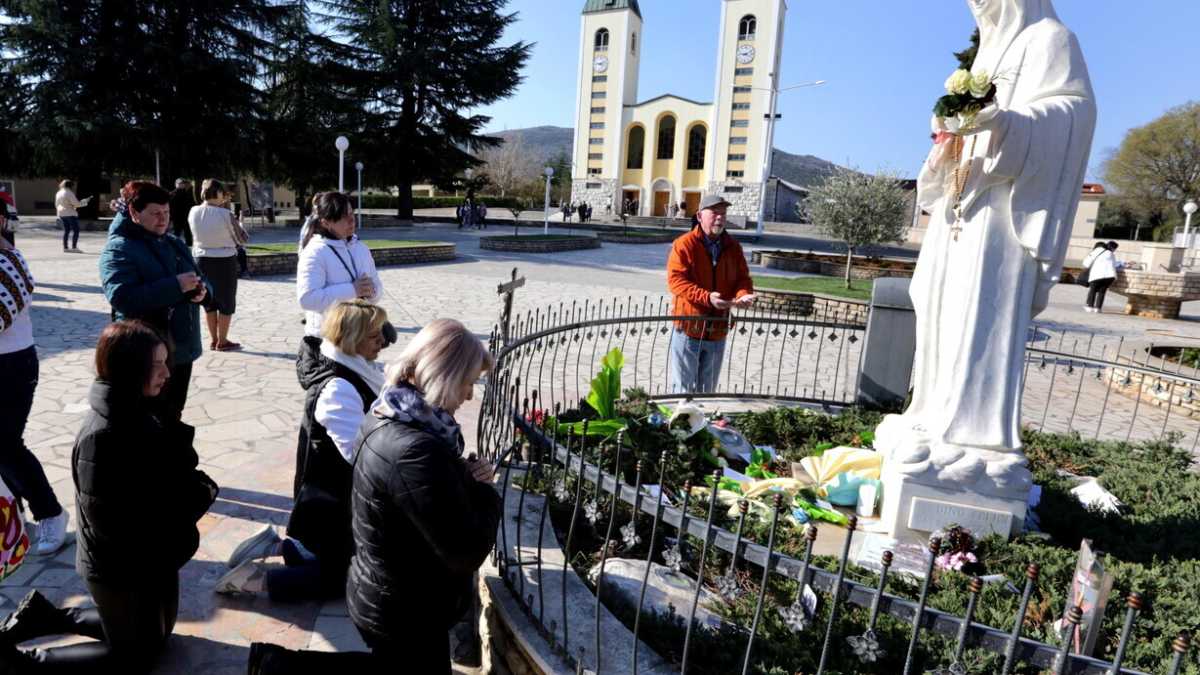 Immagine di "Nihil obstat": il Vaticano dà il via libera alla devozione a Medjugorje