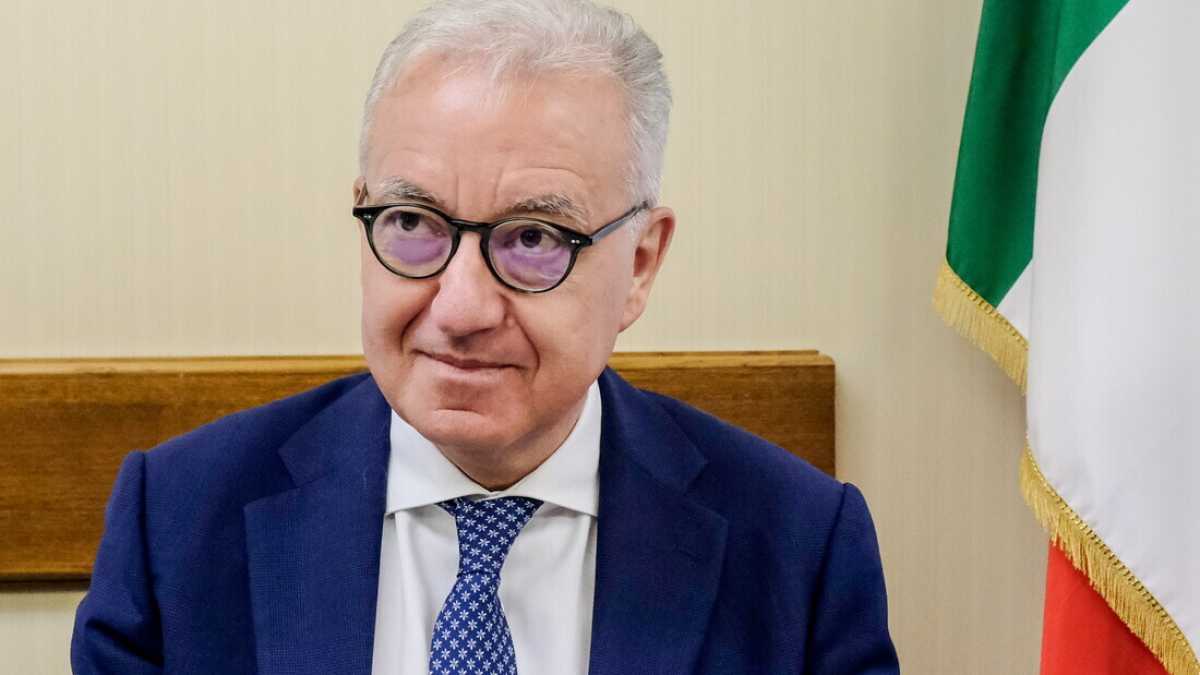 Immagine di "Corte dei Conti, meno burocrazia più efficacia". L'appello di Mantovano
