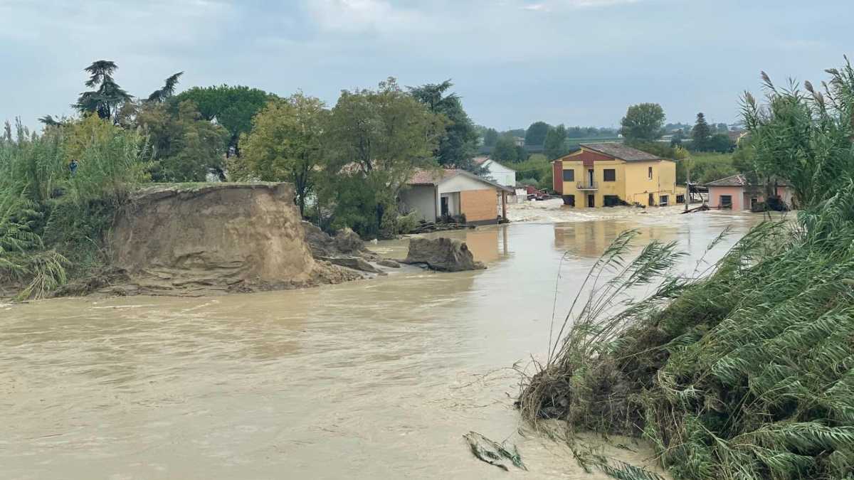 Immagine di Il ciclone si fa politico. Scontro tra governo e opposizione sull'Emilia-Romagna alluvionata