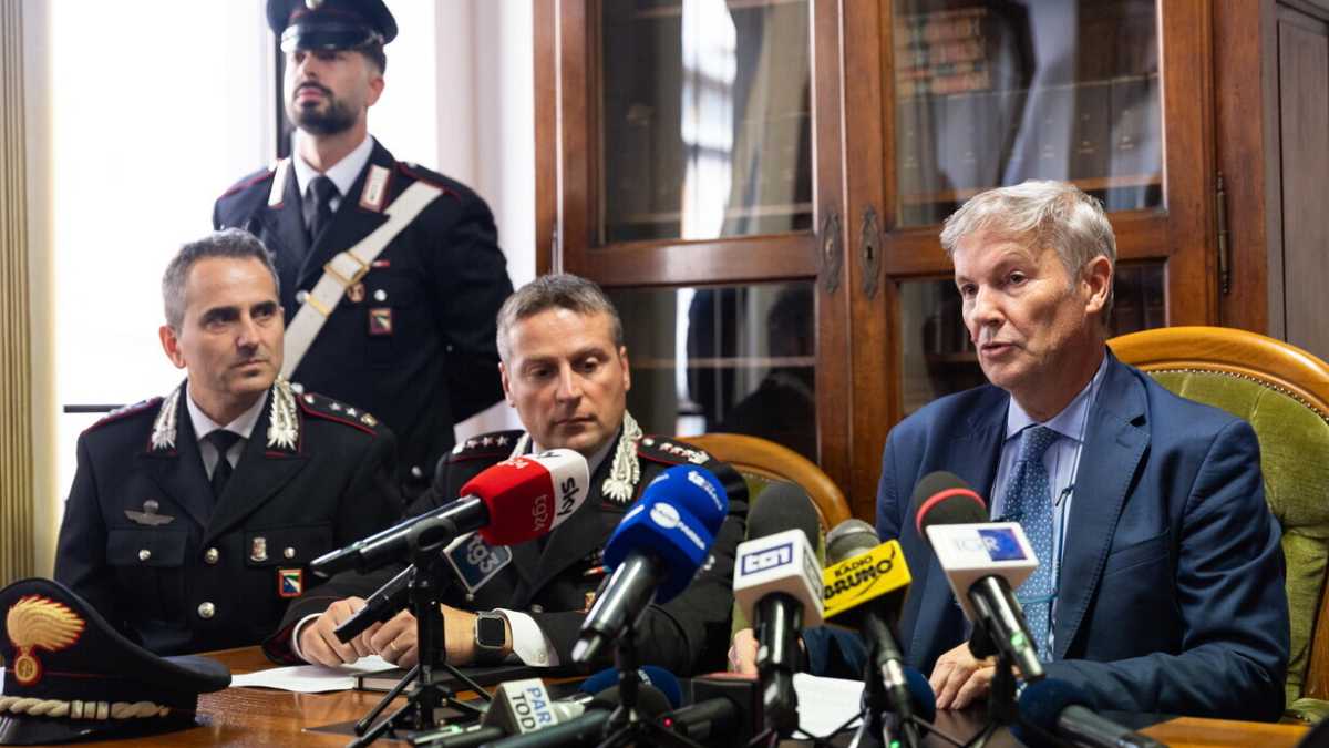 Immagine di "Così sul caso dei neonati sepolti abbiamo evitato il circo mediatico". Parla il procuratore di Parma