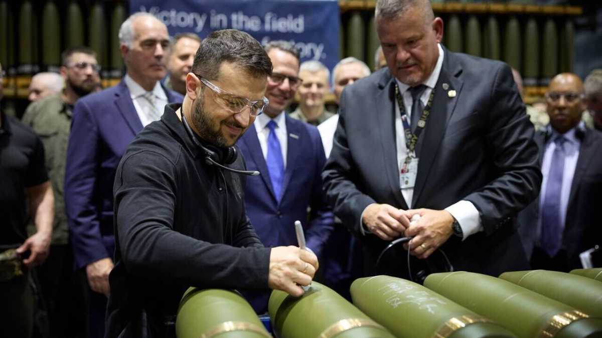 Immagine di Che cosa chiede Zelensky agli alleati, oltre alla solidarietà