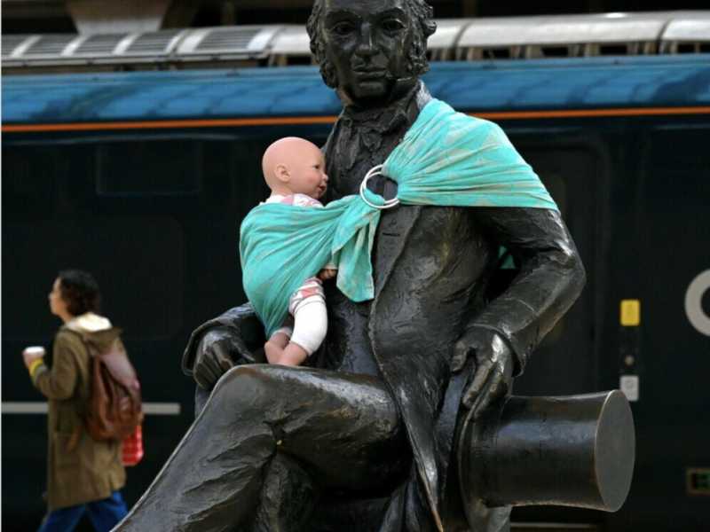 Foto dal profilo Instagram ufficiale di Dad Shift Uk