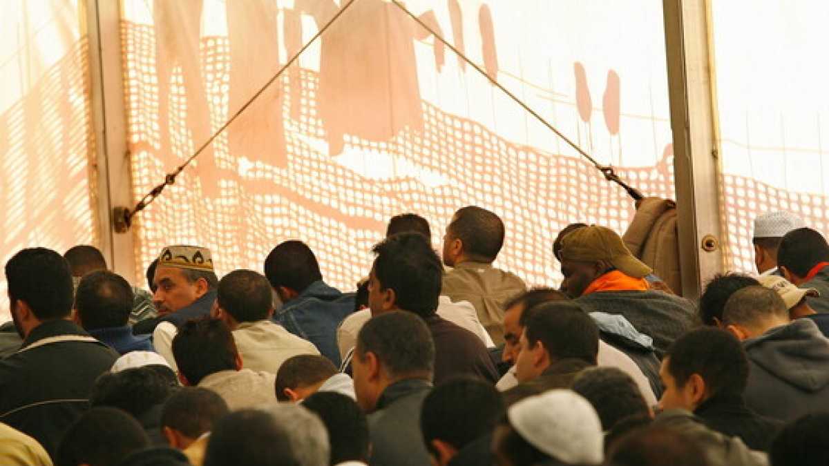 Immagine di Gli immigrati, l’islam e l’odio per il posto in cui si vive