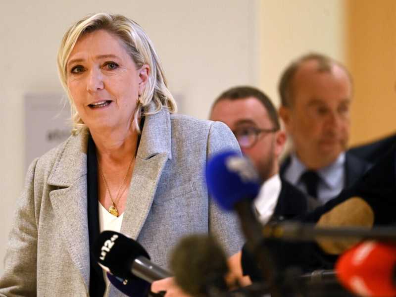 Il processo a Le Pen è un (piccolo) ostacolo nella sua corsa all'Eliseo