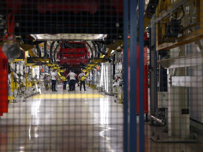 L'automotive va verso il baratro produttivo e occupazionale