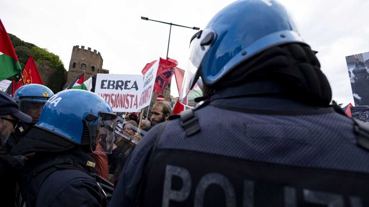 Immagine di Dopo il corteo di oggi, l’intifada negli atenei che riparte il 7 ottobre. E la Crui? Rimane in silenzio
