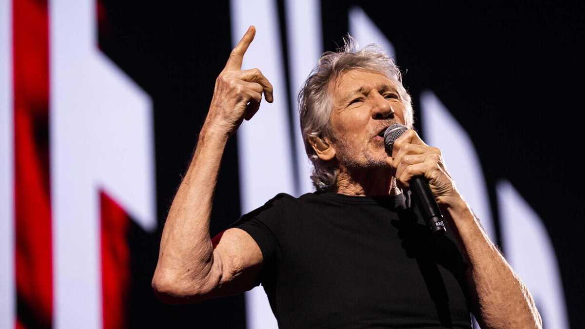 Immagine di Carlo Conti lancia la bomba: i Pink Floyd insieme al Festival. Motivi per dubitarne