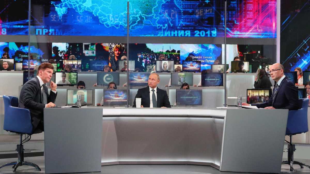 Immagine di Gli hacker ucraini attaccano la Russia: la tv pubblica colpita nel giorno del compleanno di Putin