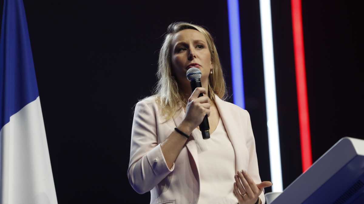 Immagine di Marion Maréchal fonda un suo movimento per tornare vicina a zia Marine