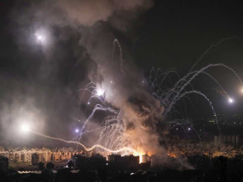 Israele ha eliminato un comandante di Hezbollah. Troupe del Tg3 aggredita in Libano