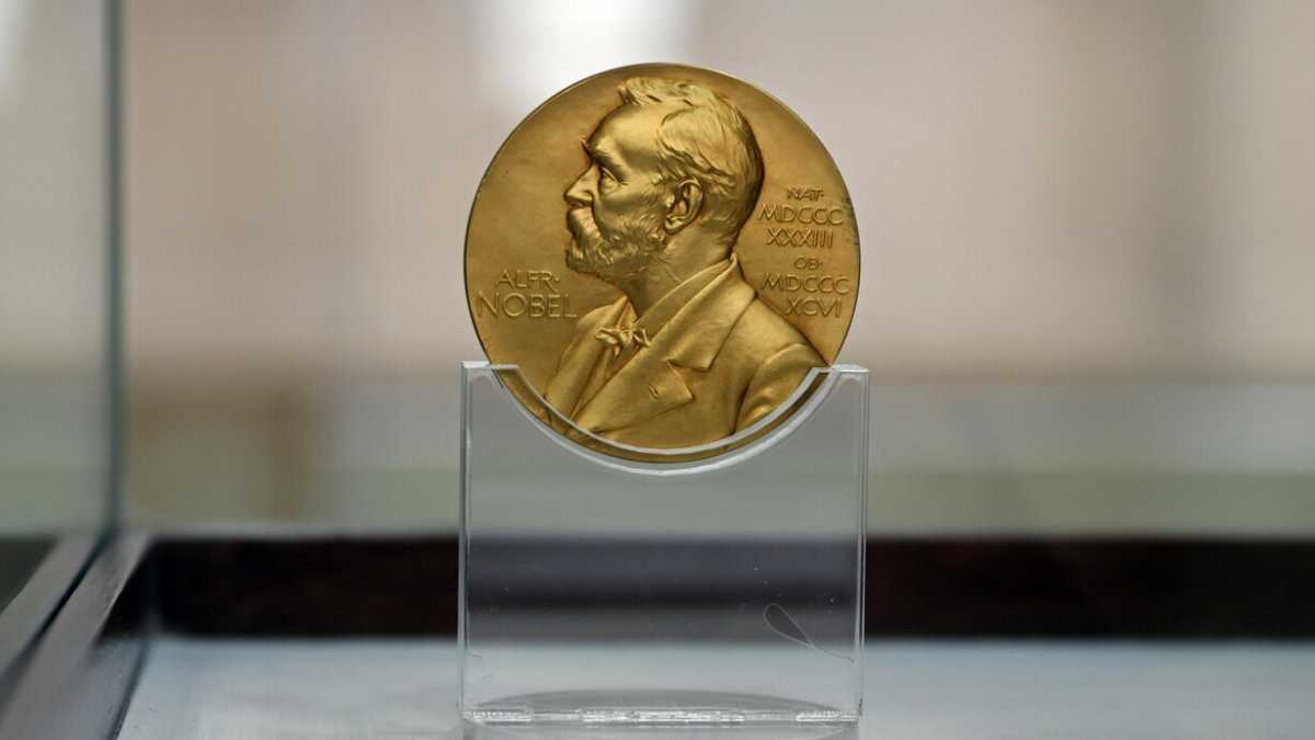 Immagine di Nobel per costruttori di pace o per apologeti dei costruttori di guerra?