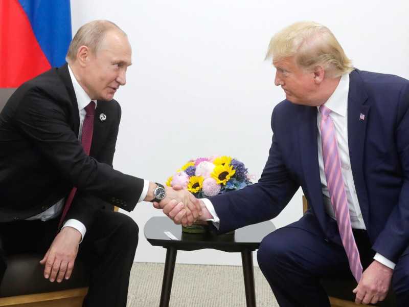 I recentissimi contatti e le gentilezze tra Donald Trump e Vladimir Putin