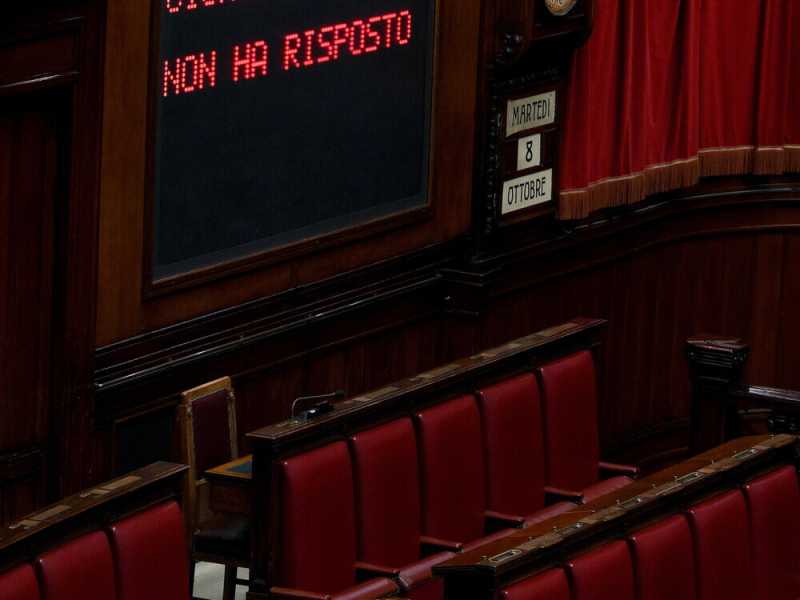 Meloni fallisce il blitz su Marini, le opposizioni si tengono nel sospetto. Ipotesi accordo a novembre su 4 giudici
