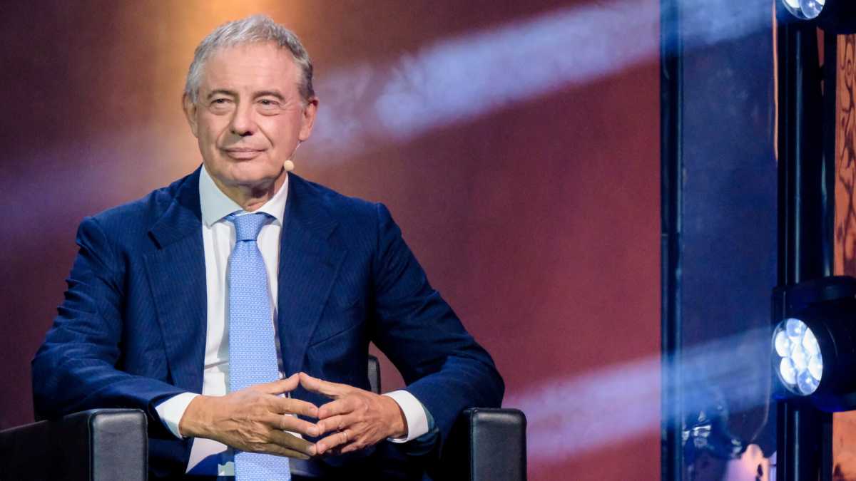 Immagine di Il governo deluderà Urso su Unieuro: niente Golden Power