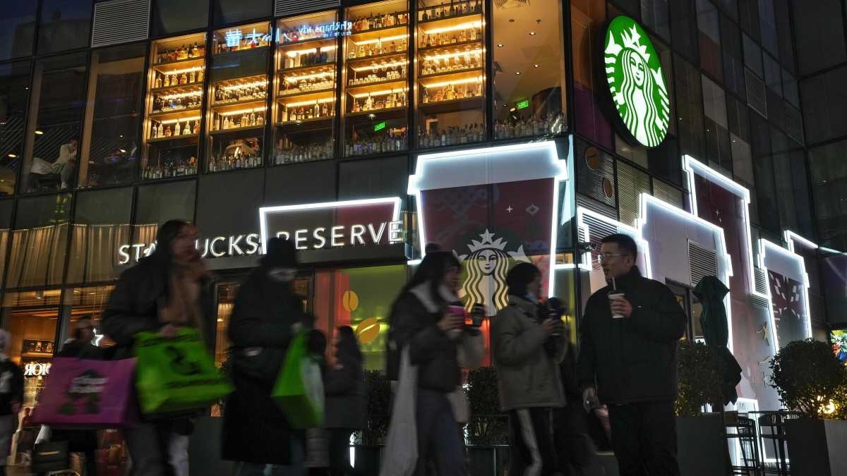 Immagine di Lettera da Starbucks. La macchina delle parole leggere