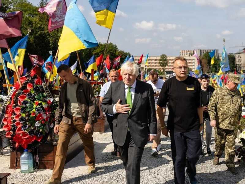 Boris Johnson e l'innocenza dell'Ucraina