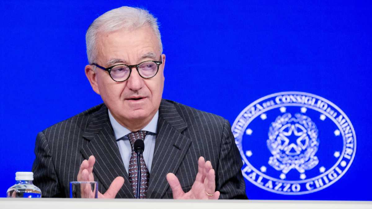 Immagine di Mantovano: “L’Italia con Kyiv a prescindere da chi ci sarà in America. Pm contro il governo? Una constatazione”