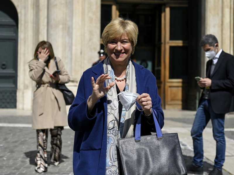 “Senza un cessate il fuoco, Unifil non può restare”. Parla Roberta Pinotti