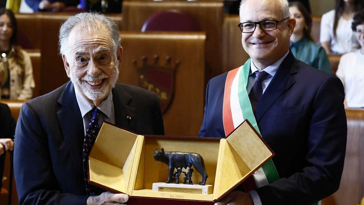 Immagine di Gualtieri tra Francis Ford Coppola e il ritorno del "puggile"