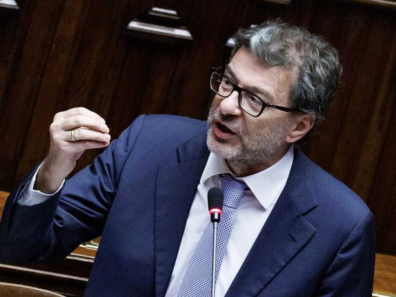 La mossa di Giorgetti: una riforma per dire "mai più" ai Superbonus
