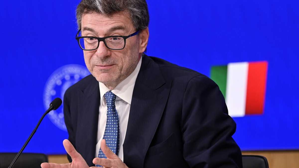 Immagine di Dalle banche 3,5 miliardi per la manovra: un compromesso "sopportabile", dicono gli analisti