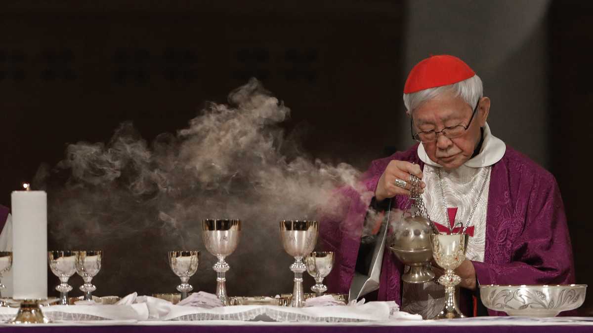 Immagine di La domanda della Chiesa di periferia: si parla ancora di fede? Il libro del cardinale Zen
