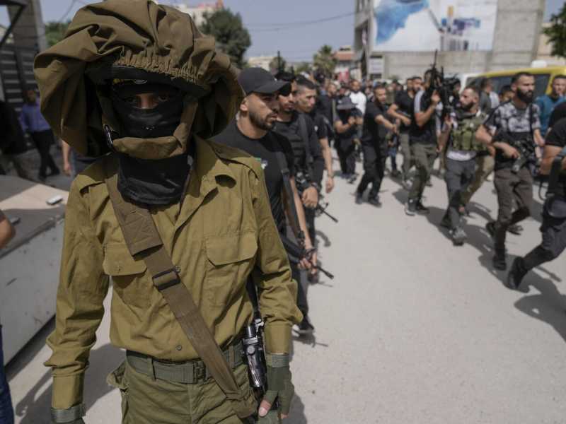 Se gli ebrei rinunciassero alle armi oggi, non ci sarebbe più Israele