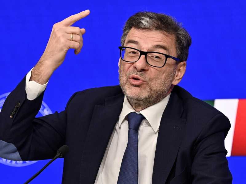 Giancarlo Giorgetti (Ansa)