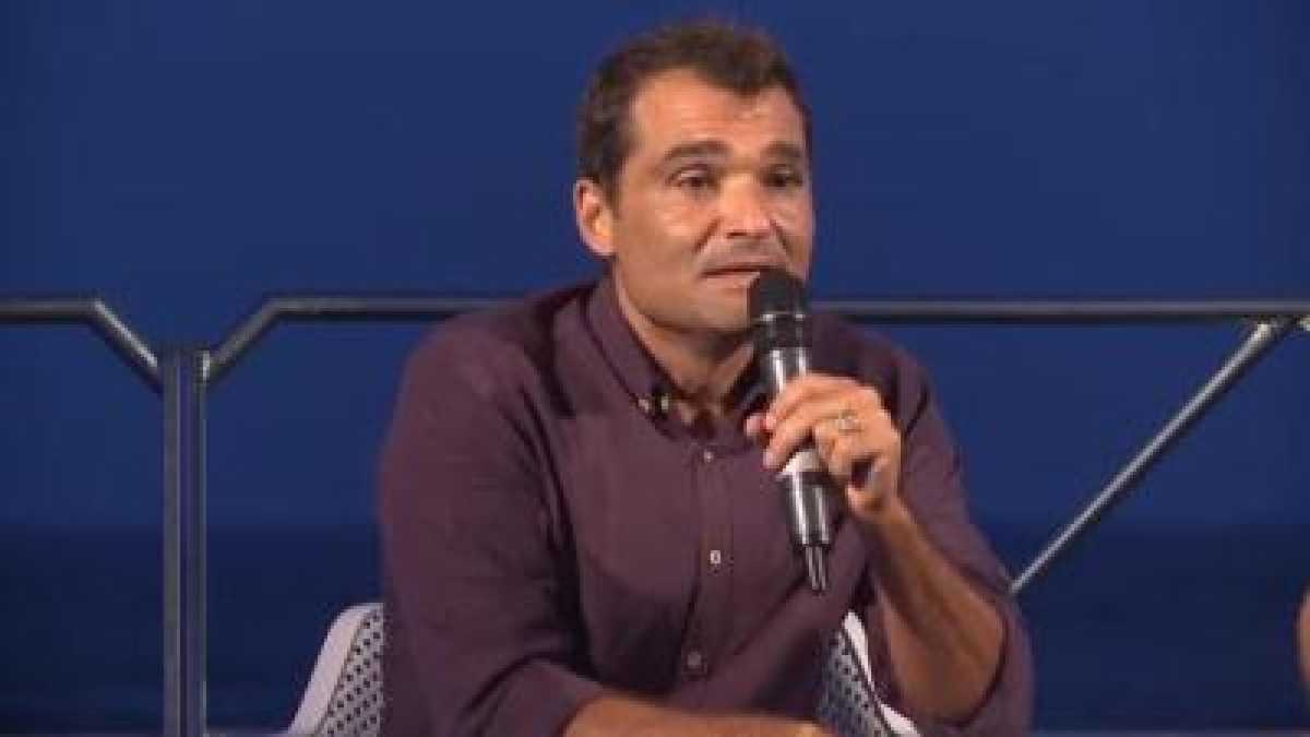 Immagine di Stroncare a malincuore Mencarelli, che se la prende con la famiglia e idolatra lo stato