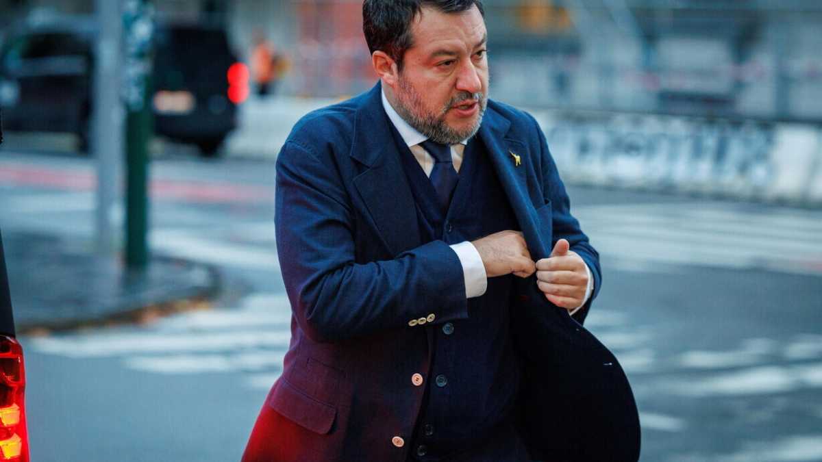 Immagine di Salvini “a Palemmu!”. Ma i governatori disertano il processo-show del leader leghista