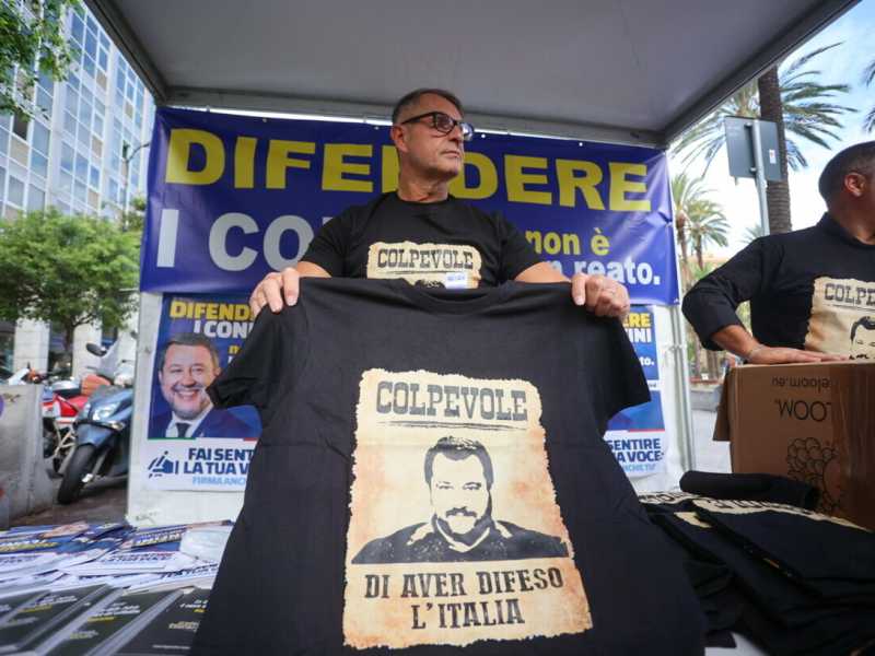 Il processo a Palermo diventa una fanfaronata. Giorgetti arriva per ultimo: “Qui perché ero con Salvini al governo"