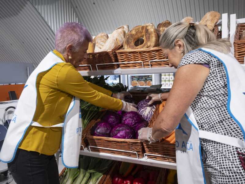 Il mistero della povertà: aumenta tra gli occupati e diminuisce tra i disoccupati