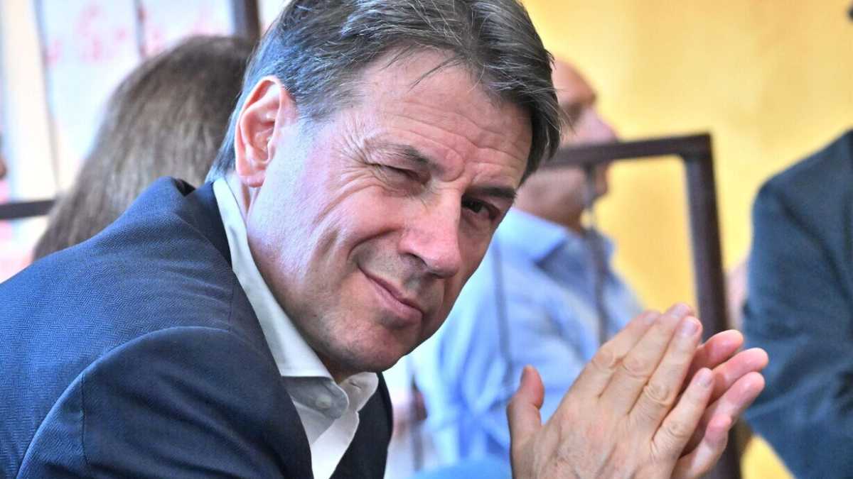 Immagine di Conte lo Spietato. Ha colpito Grillo nei sentimenti (il denaro) e ha distrutto Renzi