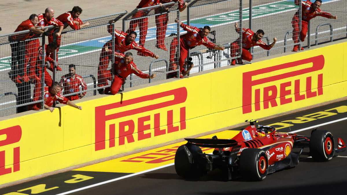 Immagine di Doppietta in Texas per le Ferrari. Leclerc vince, Sainz secondo