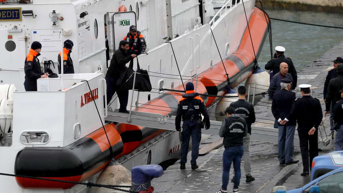 Immagine di Cercansi respingimenti contro le due propagande sui migranti