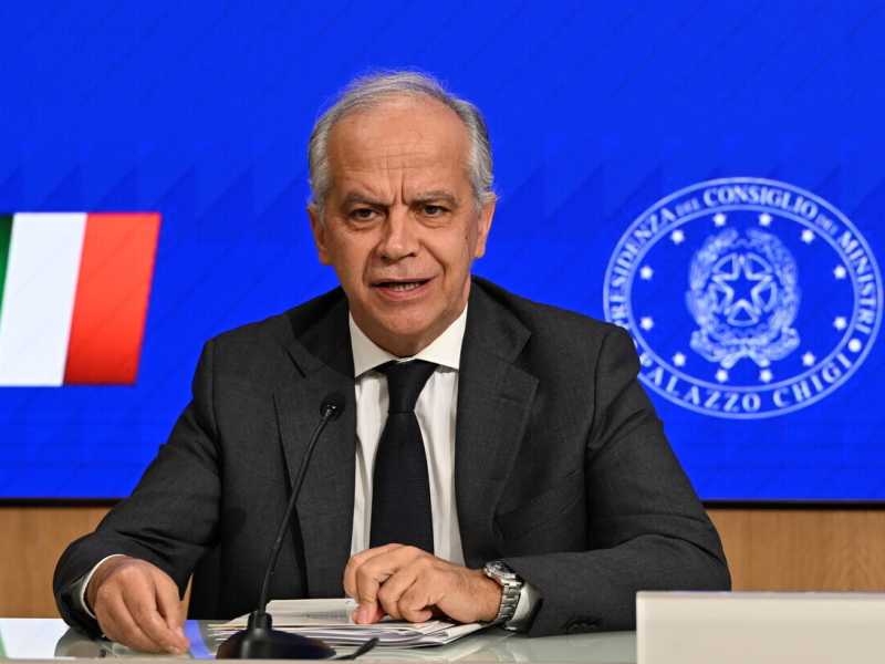 Oltre l’Albania. Come i giudici minano la strategia del governo sull’immigrazione