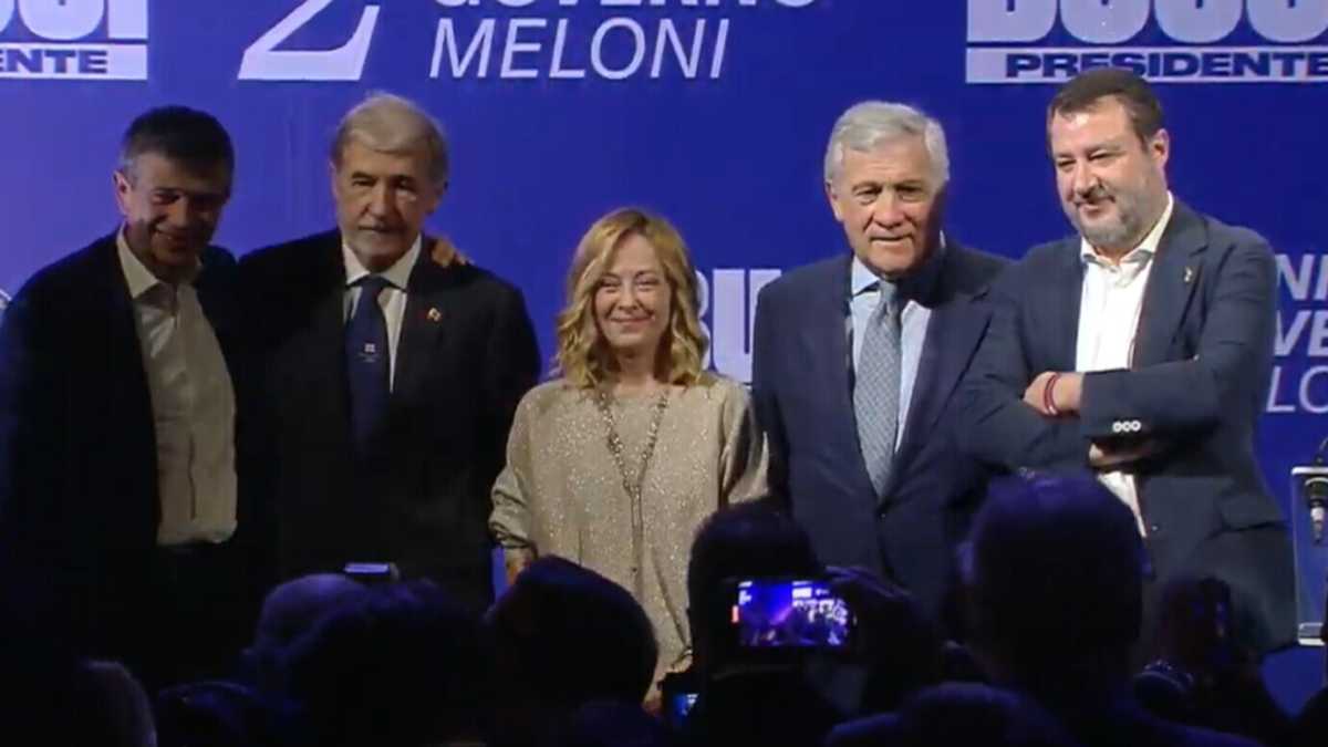 Immagine di Il centrodestra chiude la campagna elettorale in Liguria. Meloni: "Ottimista per lunedì"