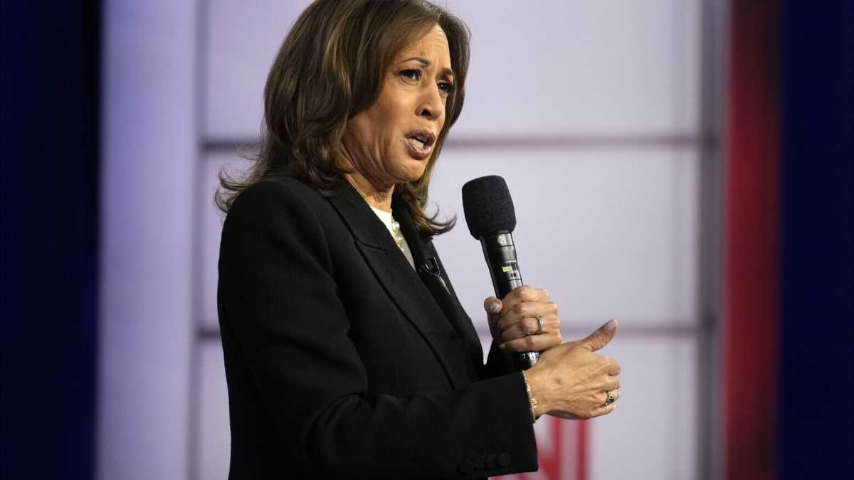 Immagine di Harris fa dire a più repubblicani possibili quanto è pericoloso Trump