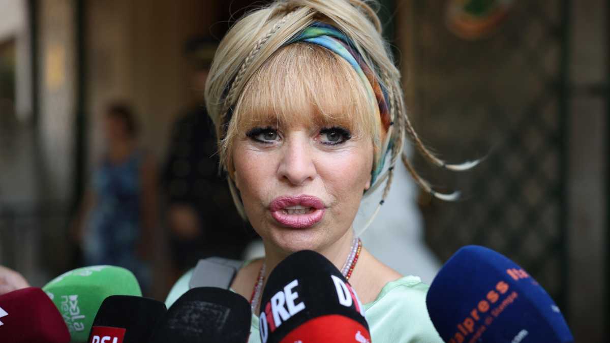 Immagine di Gpa, diritti gay e corpo delle donne. Alessandra Mussolini, la Ducia dei diritti