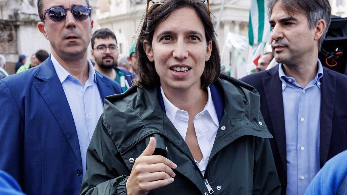 Immagine di La Consulta di Schlein: vuole eleggere l’amico Pertici (o Romboli del Csm). Il Pd sbuffa