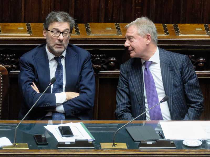 Il taglio agli incentivi alle auto non torna: perché la logica della sforbiciata ha una forte venatura anti mercato